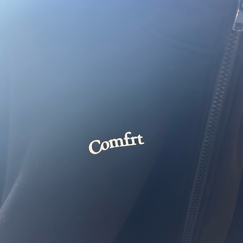 Comfrt Set - Picture 2 of 4